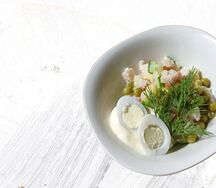 Салат Оливье с ветчиной по-домашнему