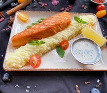 Филе лосося с трюфельным пюре