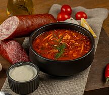 Солянка сборная с копченостями