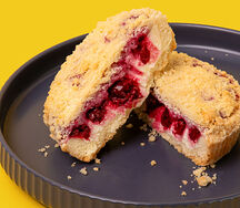 Тарт с творогом и вишней