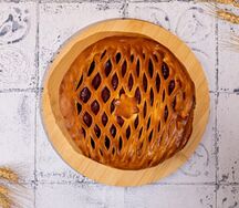 Пирог с брусникой и яблоком
