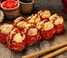 Ролл лосось томаго