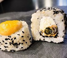 Запеченные роллы с мидиями 