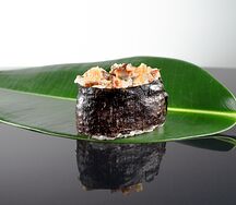 Гункан с угрем