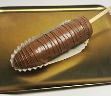 Банан в молочном шоколаде