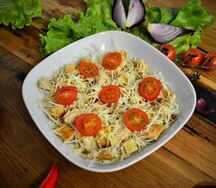 Салат Цезарь с креветками