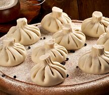 Хинкали с бараниной и говядиной