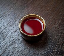 Ткемали красный