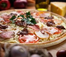 Пицца Мясное ассорти