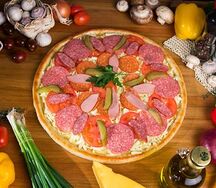 Пицца Колбасная