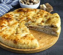 Осетинский пирог с мясом и сыром