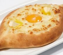 Хачапури по-аджарски