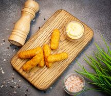 Жареный сыр моцарелла