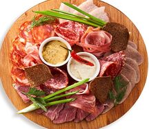 Ассорти мясных деликатесов