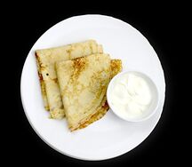 Блины со сметаной