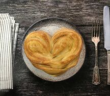 Плюшка с сахаром