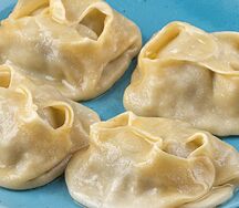 Манты Большая компания с ягненком халяль