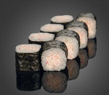 Маки со снежным крабом