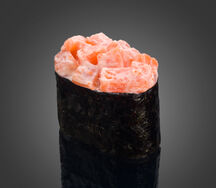 Суши лосось спайси