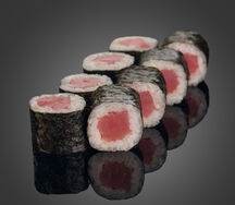 Маки с тунцом