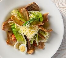 Цезарь с курицей