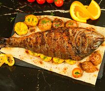 Дорадо атлантическая с картофелем беби на мангале