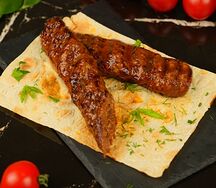 Люля-кебаб из говядины на мангале