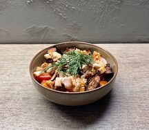 Салат с курицей и баклажаном