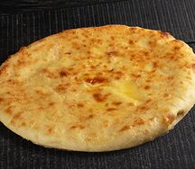 Осетинский пирог с картошкой и сыром