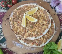 Ламаджо с телятиной Классика