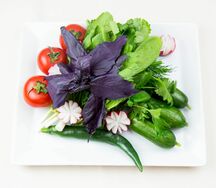Бакинские овощи и зелень