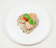 Медальон из свинины