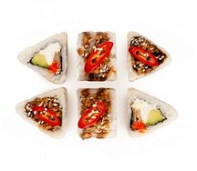 Ролл Страстный угорь