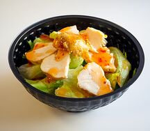 Салат с запечённой курицей