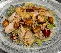 Цезарь с курицей