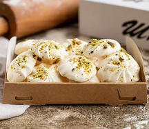 Меренги с фисташками