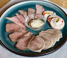 Домашние мясные деликатесы