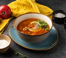 Солянка со сметаной