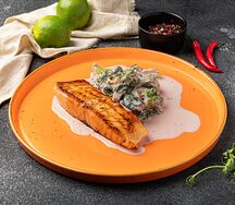 Форель в сливочно-шпинатном соусе