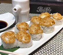 Запечённый ролл с лососем