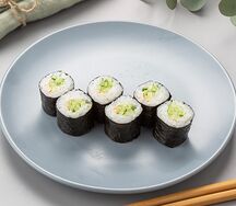 Мини-ролл с огурцом