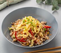 Рис Теппаньяки с цыпленком