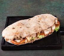 Неаполитанский сэндвич с запечённым куриным филе
