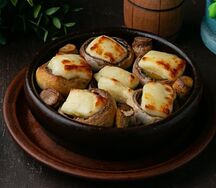 Запеченные шампиньоны с сыром