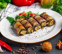 Баклажановые рулеты с творожным сыром и грецким орехом