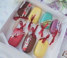 Набор ассорти муссовых чизкейков Эскимо в шоколаде на палочке