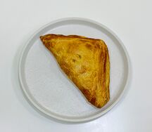 Хачапури с ветчиной и сыром