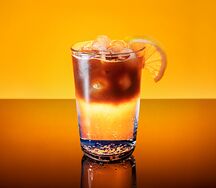 Вишневый эспрессо-тоник