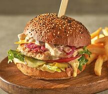 Бургер с курицей карри