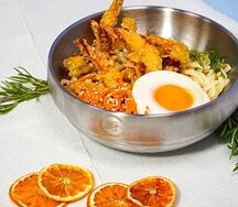 Лапша с креветками в соусе терияки